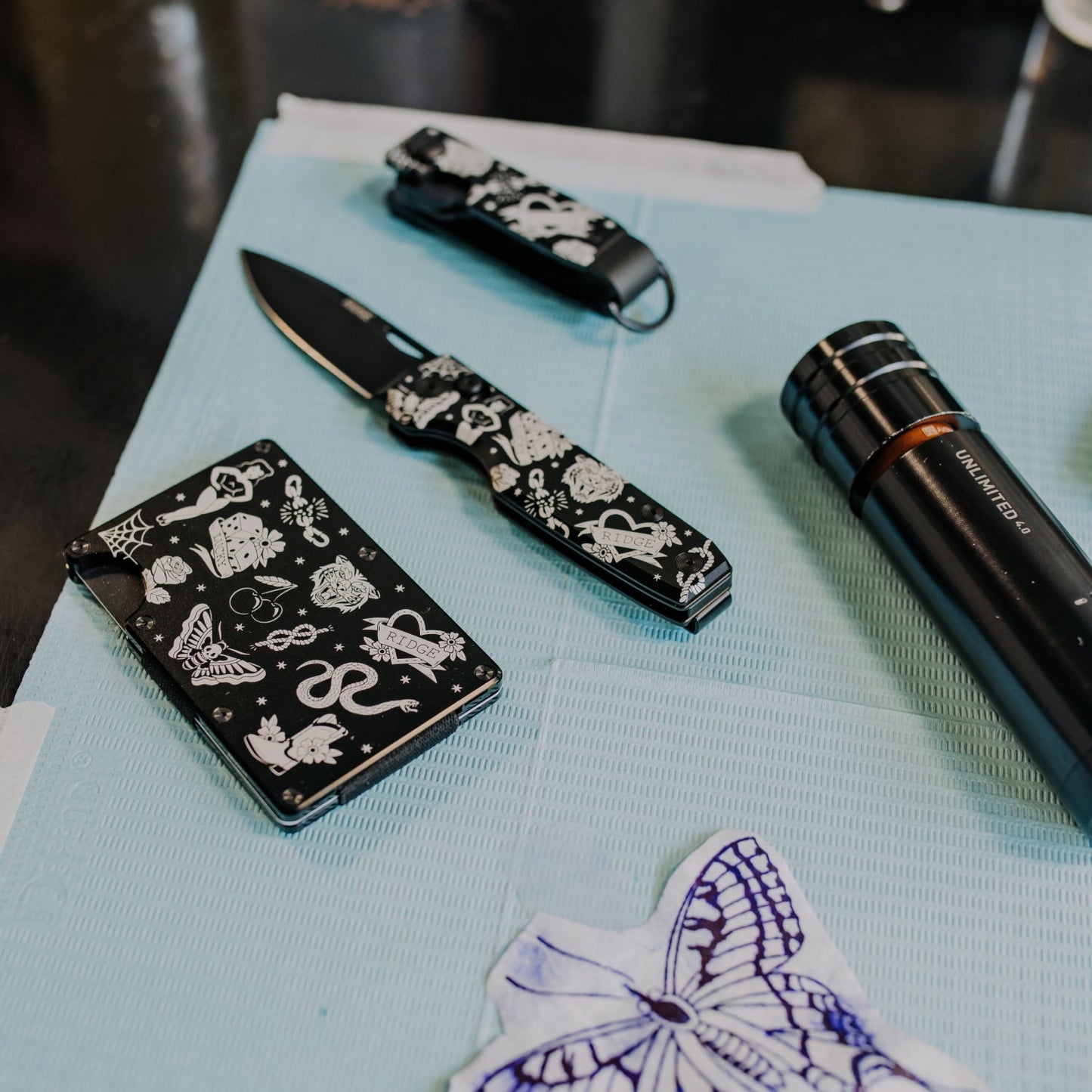Daily Survival Kit - Traditional Flash